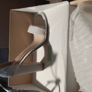 Elegant Silver High Heel Sandals – EU 39.5 / US 9, New in Box